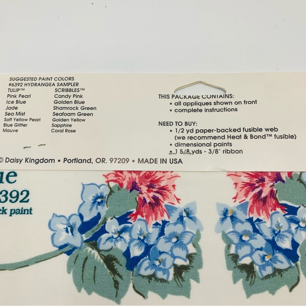 Vintage Daisy Kingdom “Hydrangea Sampler” No-Sew Fabric Appliqué 6392 90s Floral - Picture 3 of 3